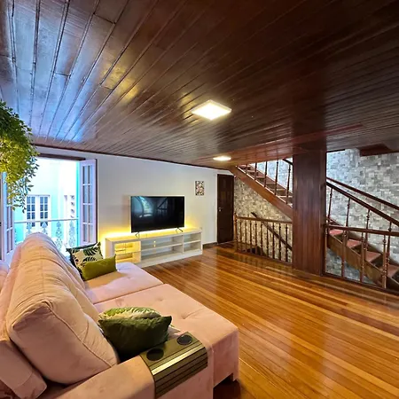 7 Persons - 140 M2 - Sambodromo - Lapa - House - Casa - Netflix Apartment